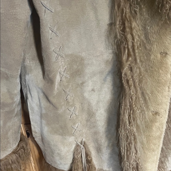 Vintage Fabio Genuine Leather Luxurious Shearling Leather Jacket in Tan - Picture 6 of 12